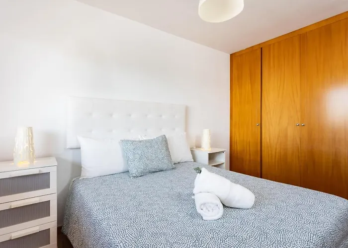 Paradise Sunny By Sunkeyrents